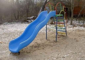 Пластиковая детская горка