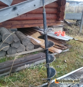 Бур для рытья ям под столбы забора